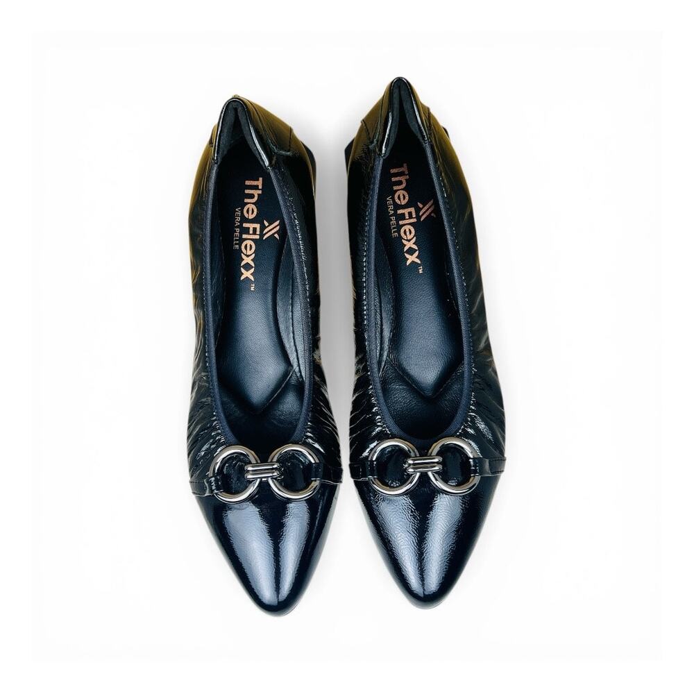 The Flexx Raven Black Patent Leather Pointed Ballet Flats Bit Detail Size 38